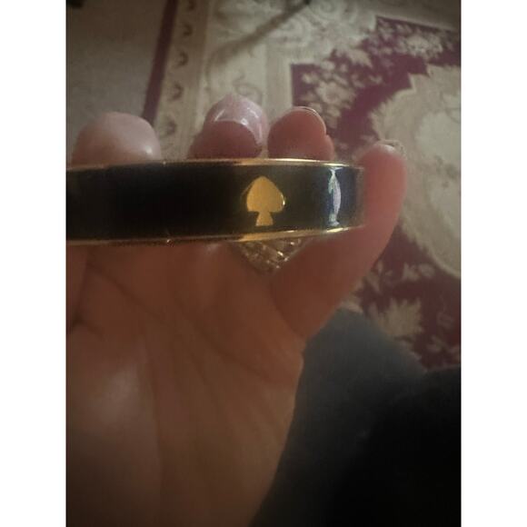 Kate Spade New York "Heart You" Enamel Hinged Bangle Bracelet EUC - Picture 6 of 8